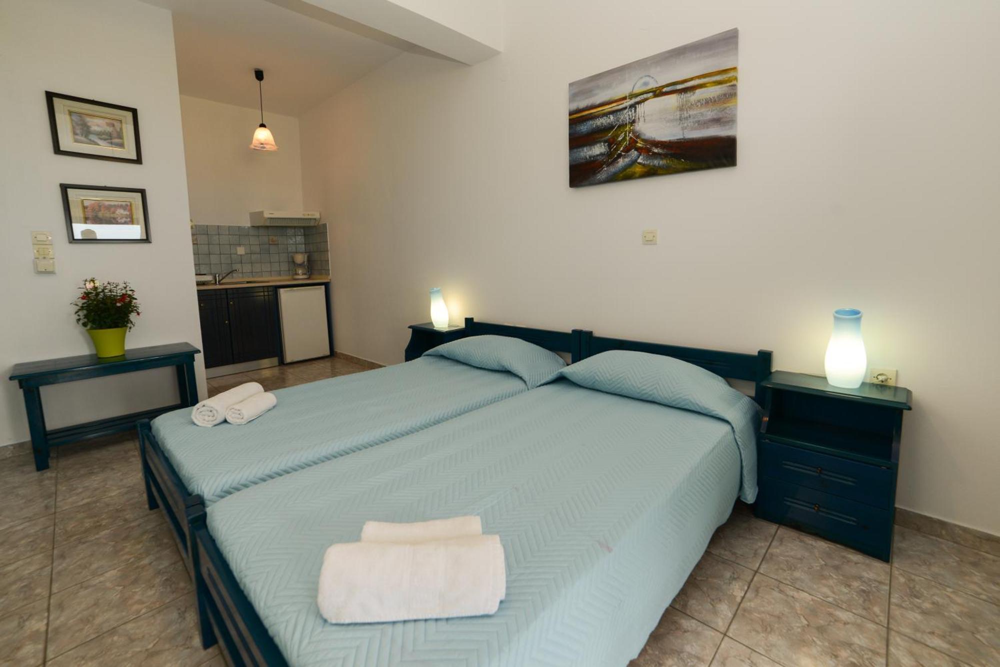 Hotel Dina - Ξενοδοχείο Ντινα Plati  Værelse billede