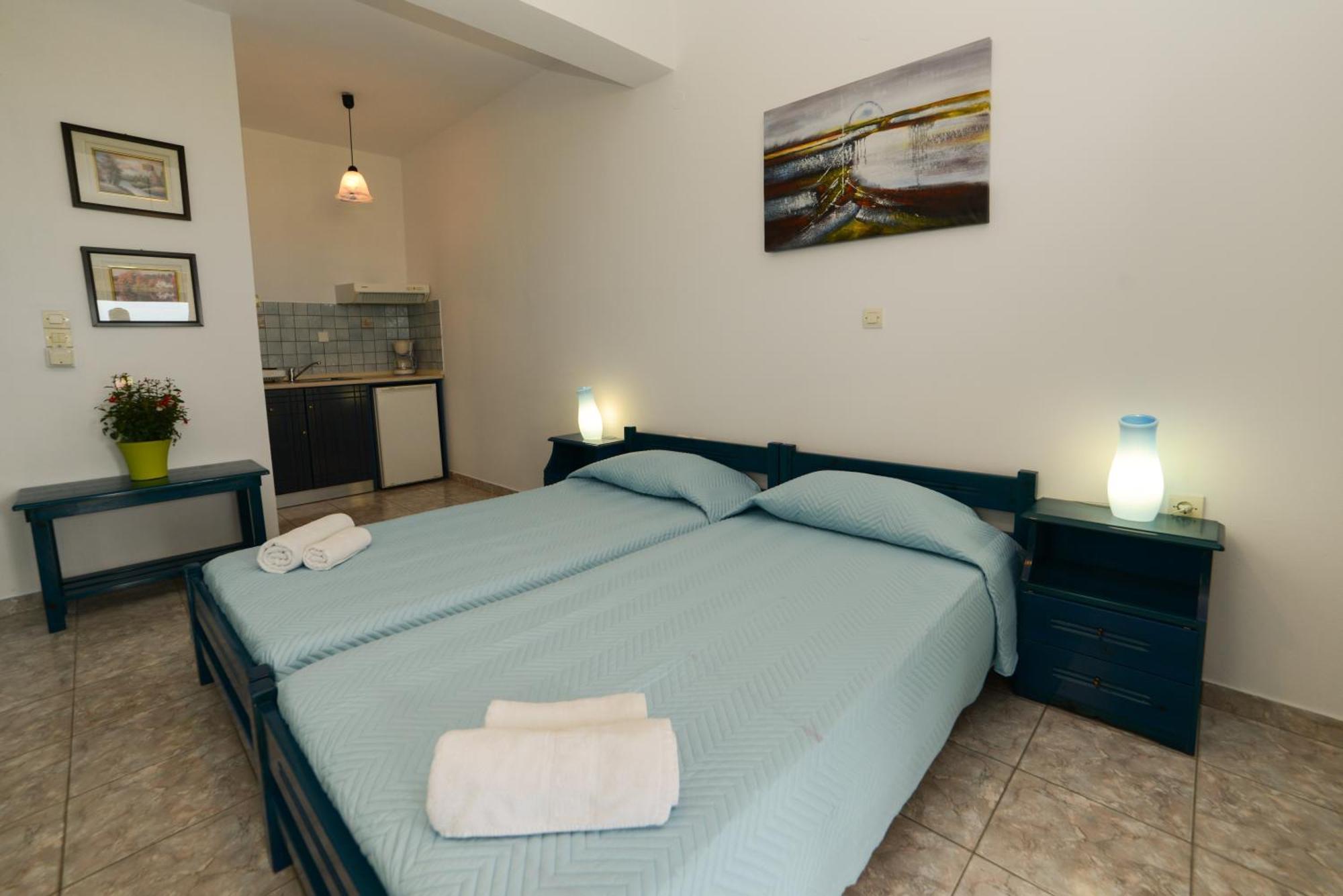 Hotel Dina - Ξενοδοχείο Ντινα Plati  Værelse billede